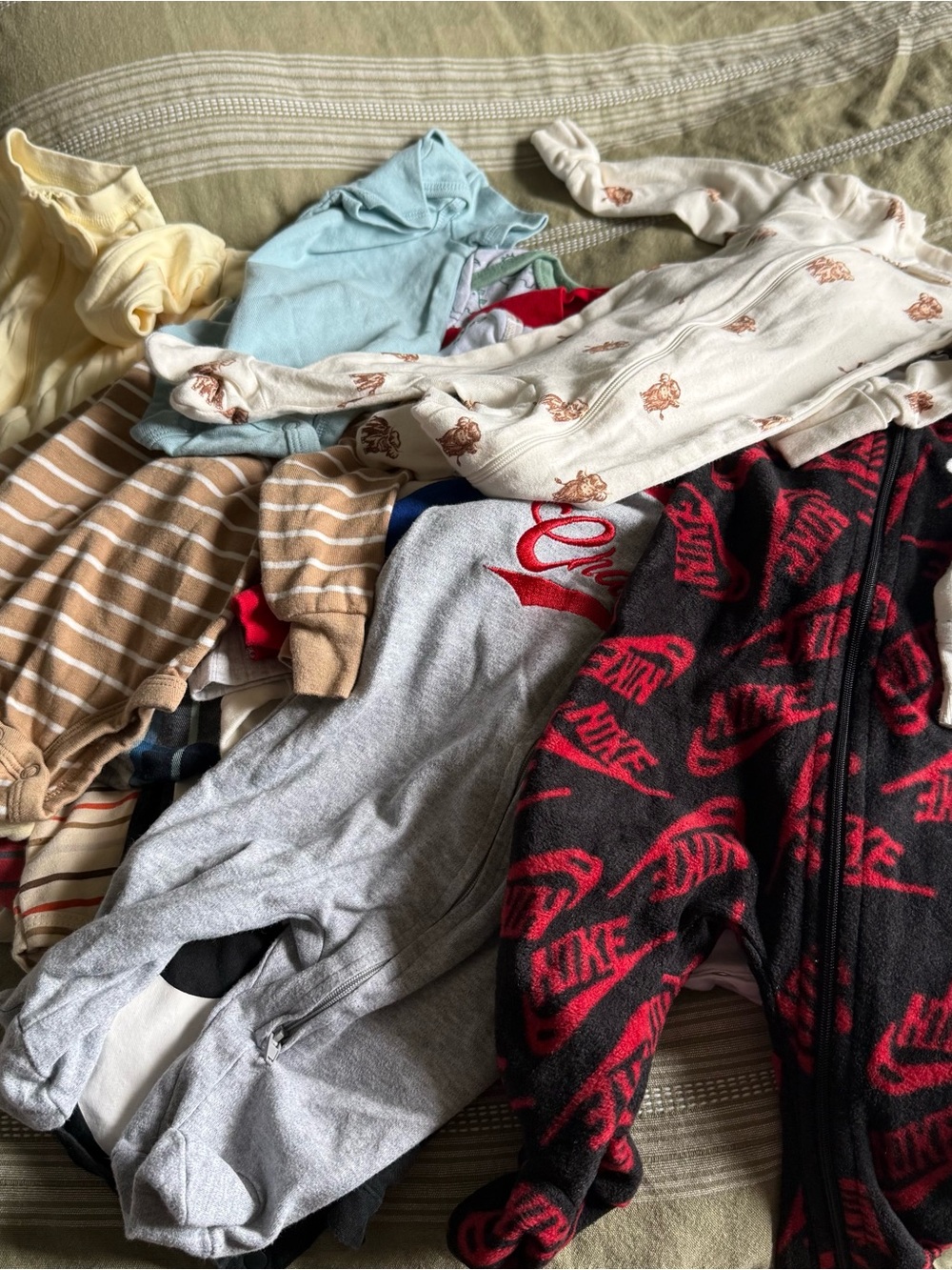 0-3 M onsies BUNDLE